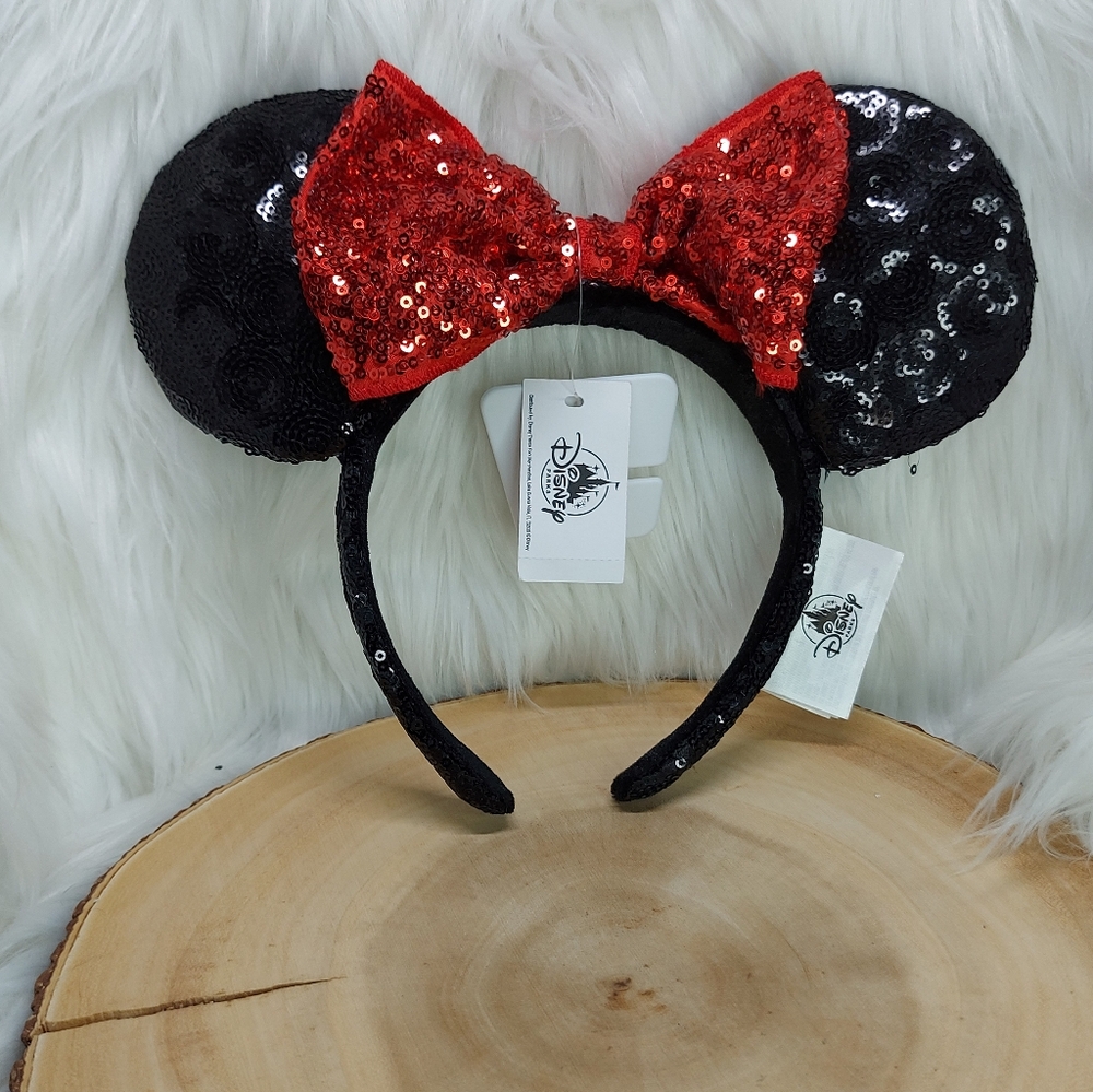 Disney Minnie Mouse Black and Red Sequin Headband